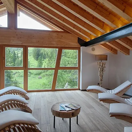 Garni Elisir 아라바